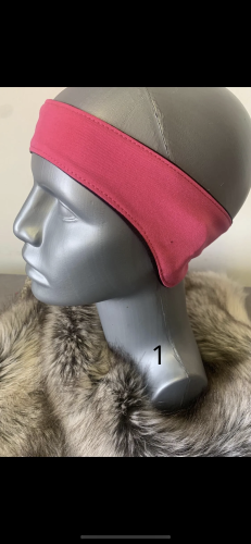 Čelenka na uši od I. Grygaříkové