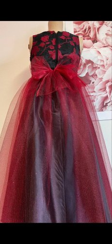 Slavnostní šaty vel.134-140