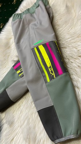 Zimní softshellové kalhoty vel. 110-116