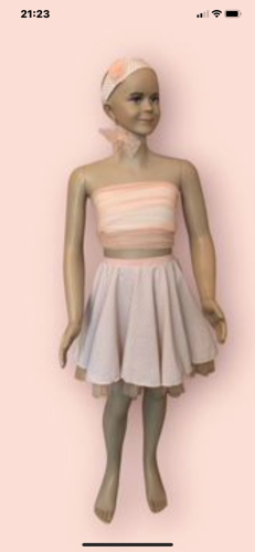 Sukně s čelenkou od I.Grygaříkové