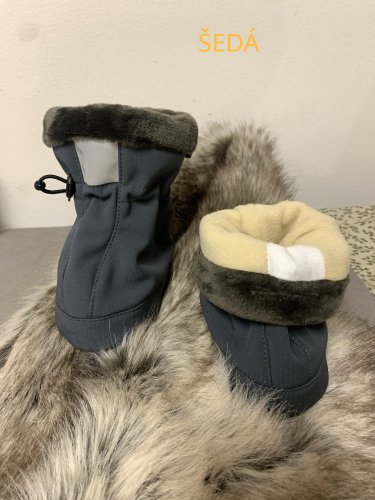 Softshellové capáčky od Inny Grygaříkové