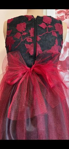 Slavnostní šaty vel.134-140