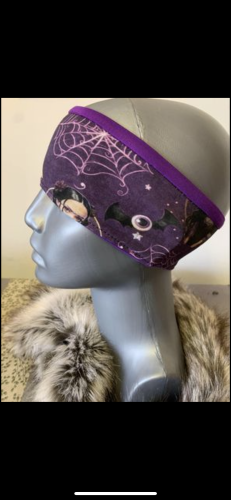 Čelenka Wensday od I. Grygaříkové