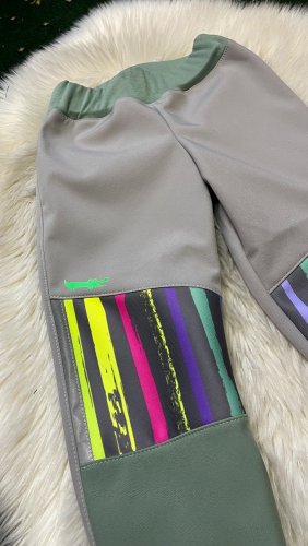 Zimní softshellové kalhoty vel. 110-116