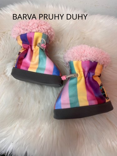 Softshellové capáčky od Inny Grygaříkové