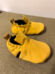 Capáčky z měkké teplákoviny